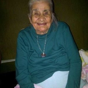 Meet your Posher, Esmeralda